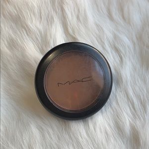 MAC Blunt Powder Blush Contour